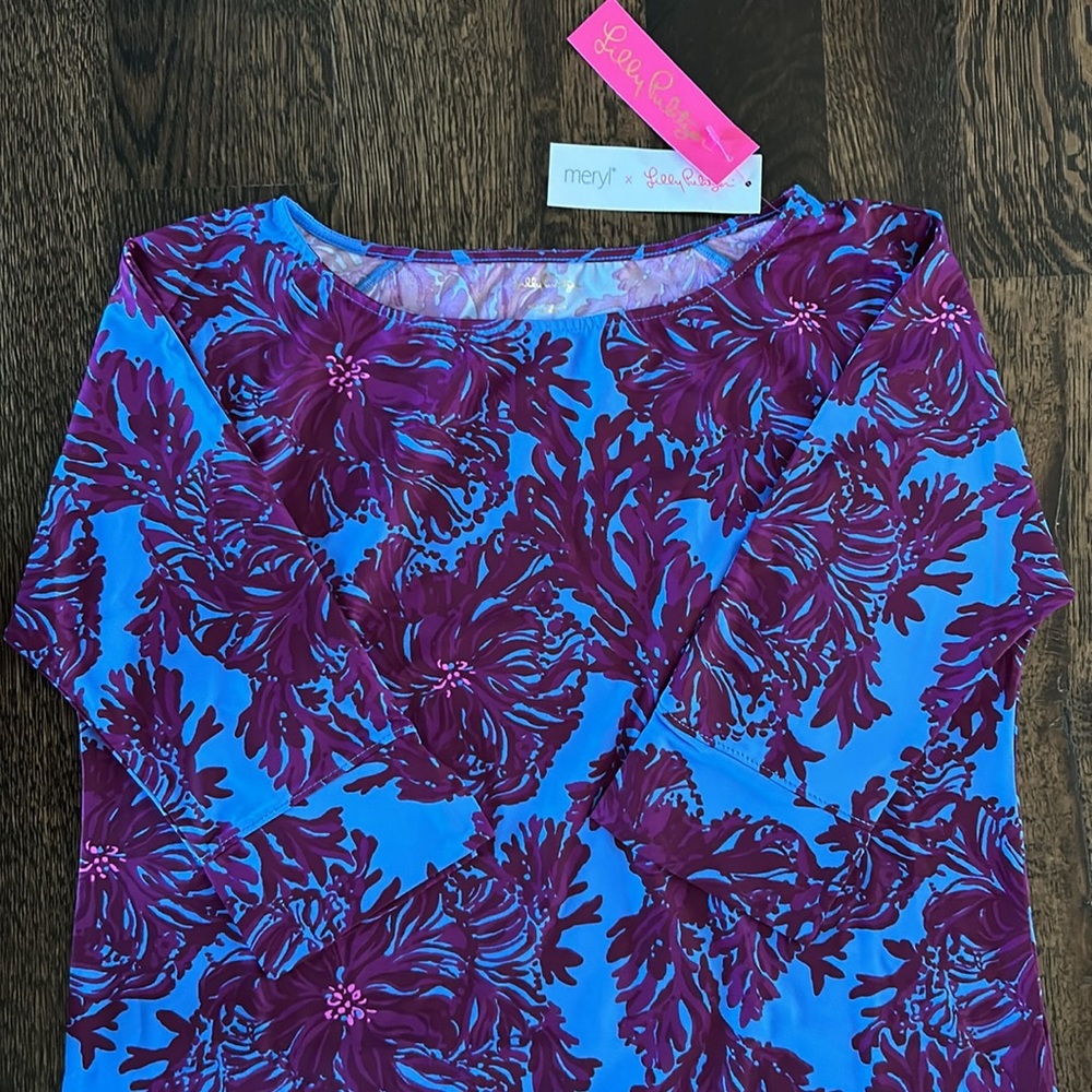 Lilly Pulitzer Braedyn UPF 50+ Dress Chilly Lilly Feel Like a Shellebrity Abaco - Picture 2 of 3